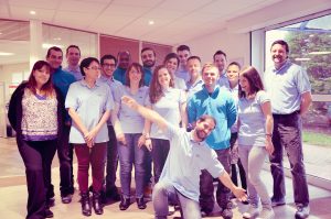 SM CONTACT的法國(guó)面孔